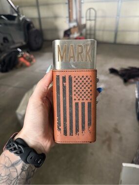 Personalized 'MARK' Leather Cigar holder with American Flag Accent - Brown